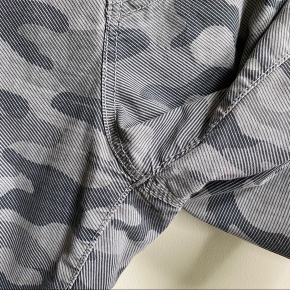 Men's Union Denim Grey Camo Cargo Shorts Size 40 - Picture 7 of 13